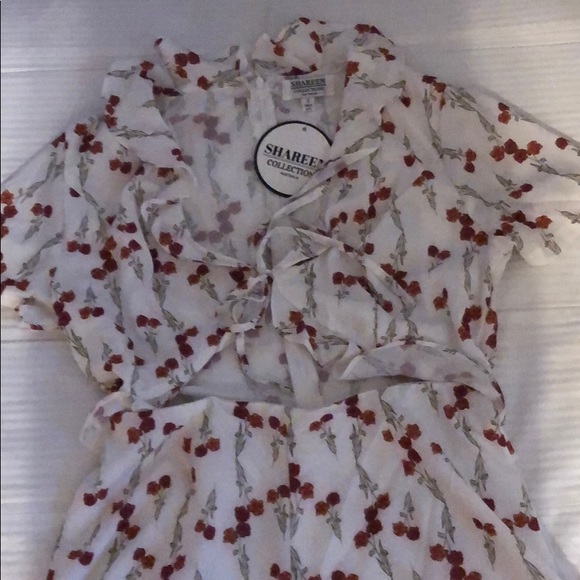 Shareen Collections Romper - Picture 2 of 3